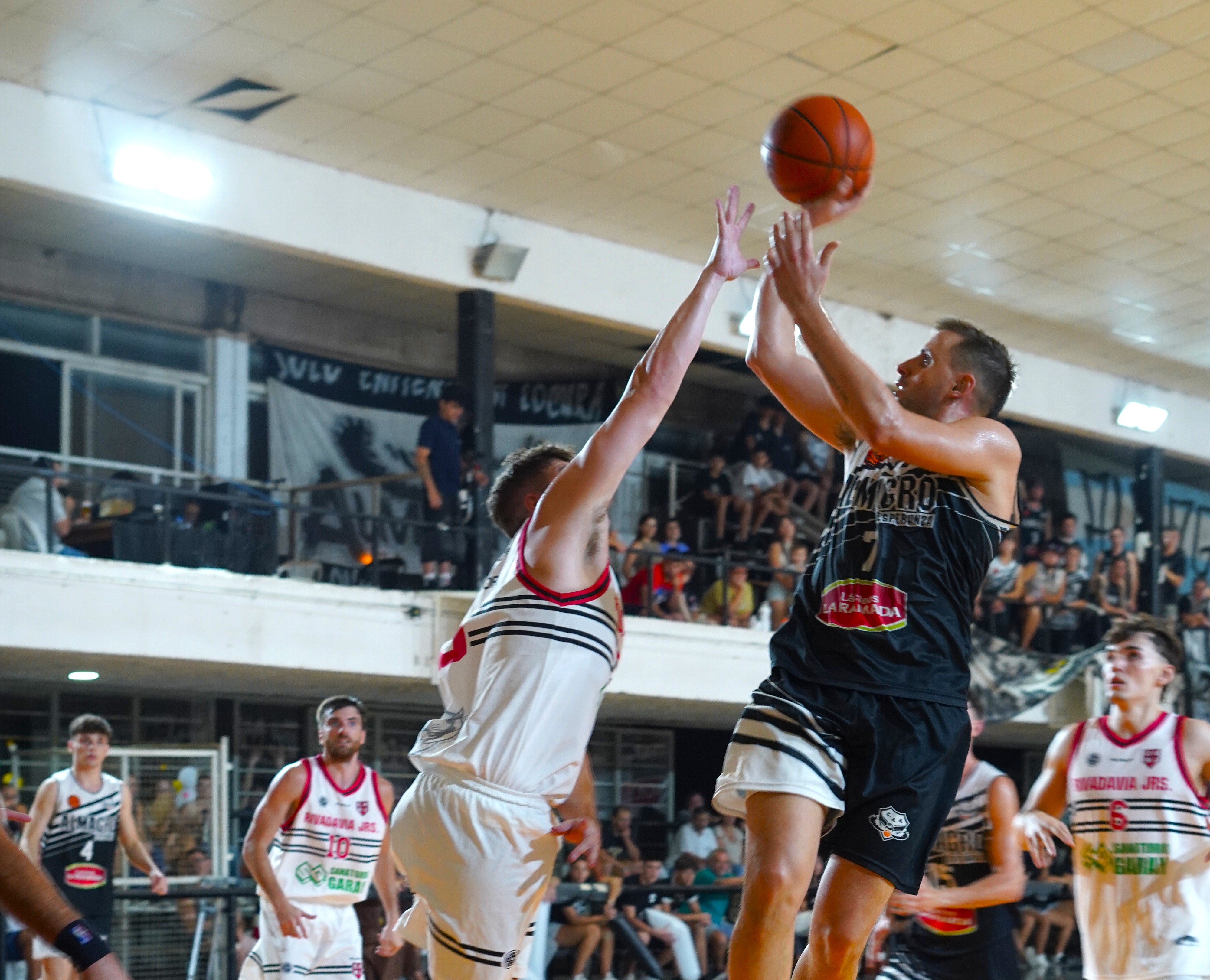 Almagro estiró su invicto ante Rivadavia Juniors como local