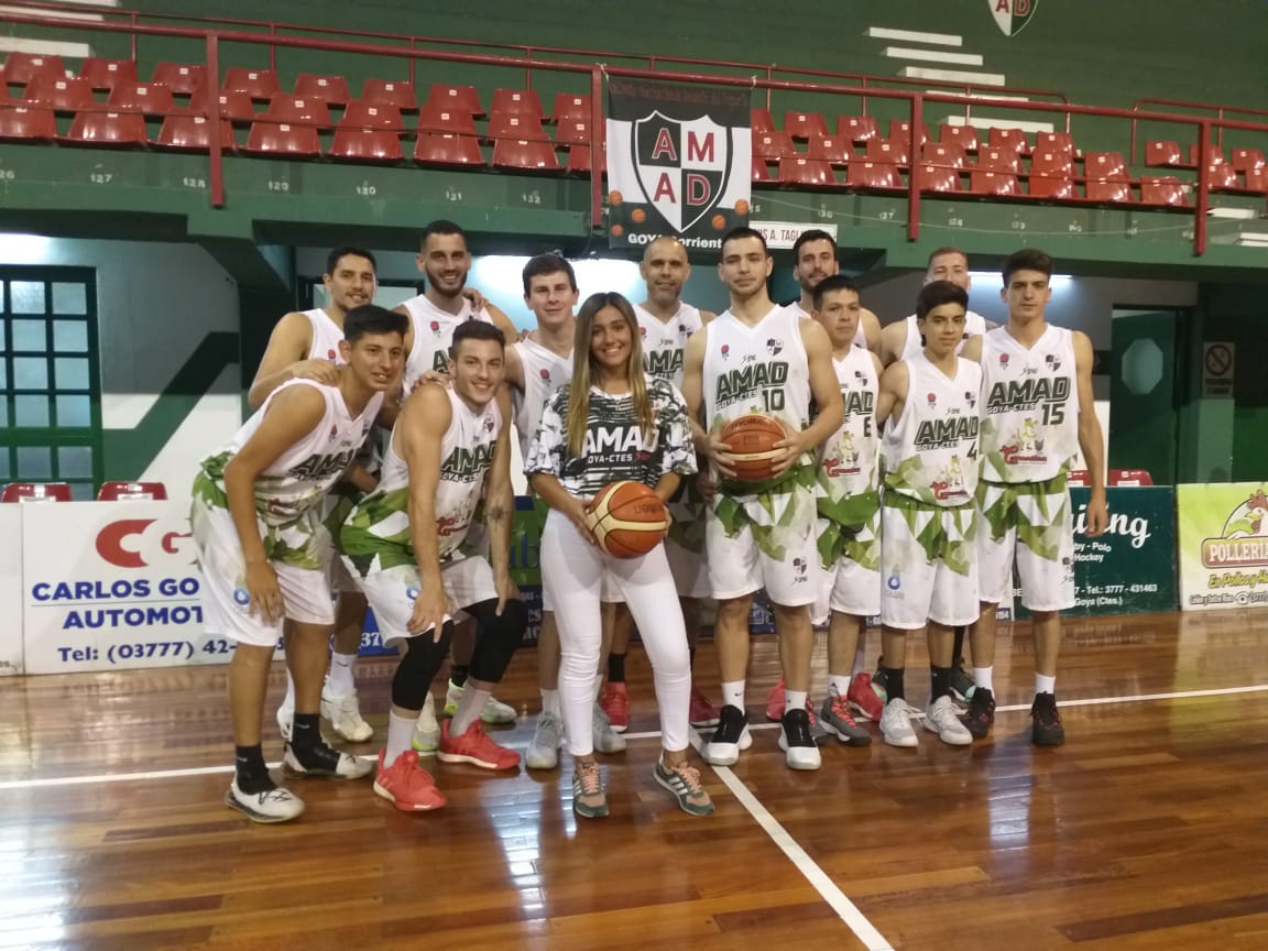 AMAD hizo la presentación de su plantel