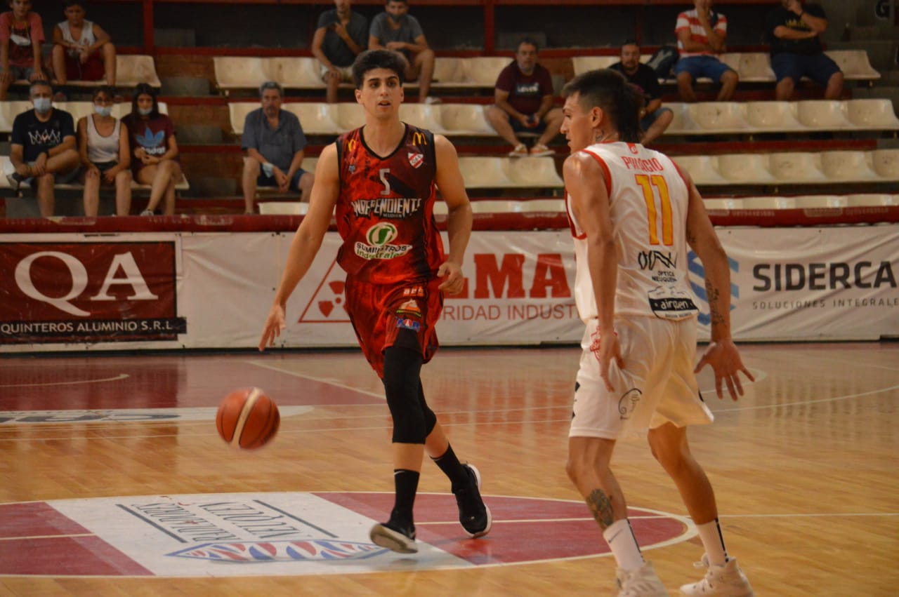 El Rojo de Neuquén pisó fuerte de local