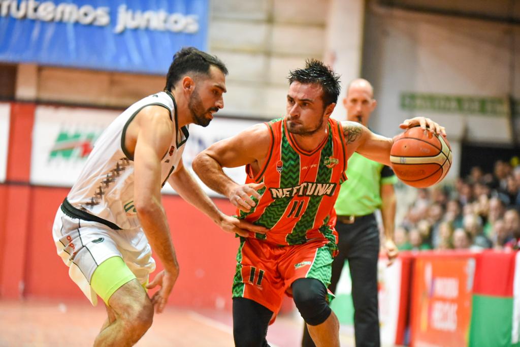 Racing se quedó con el duelo gualeguaychense ante Neptunia