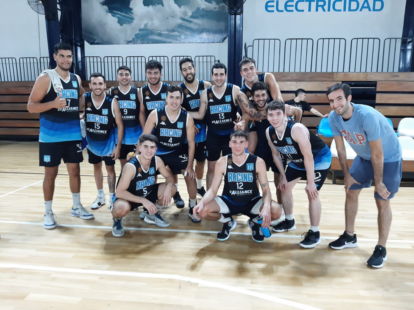 Los pibes que siguieron con la Primera de Racing