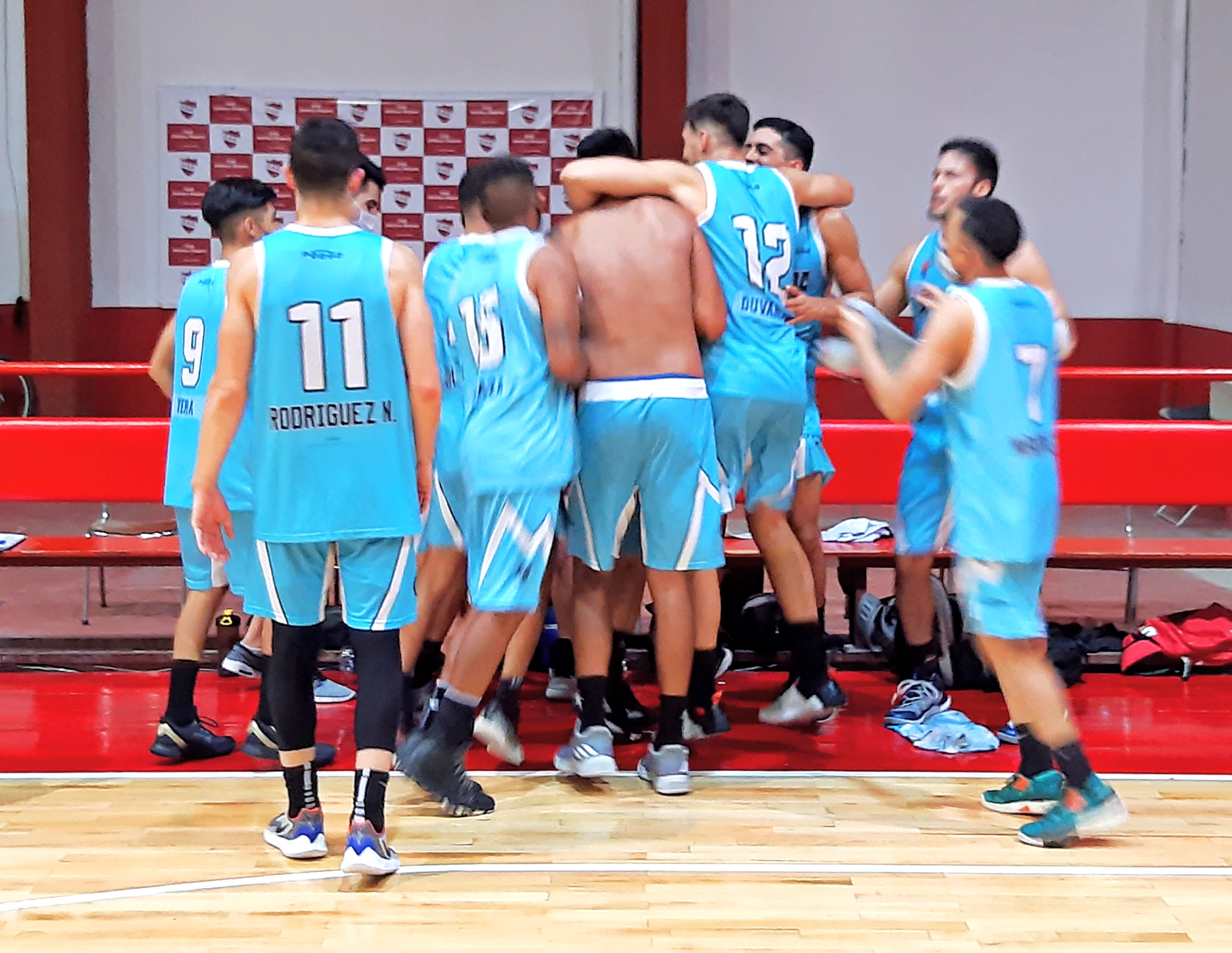 La Rioja Basket sumó su segundo triunfo y es líder