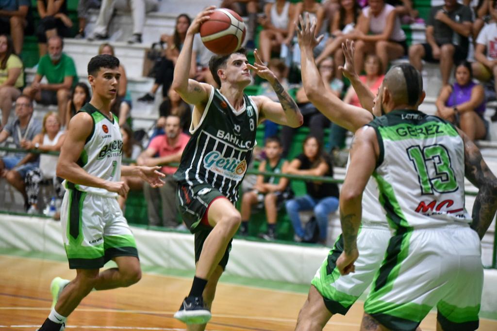 Gran triunfo de Racing en casa contra Centro Bancario