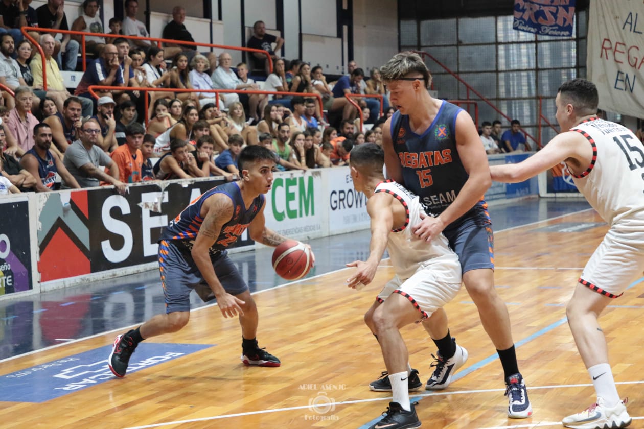 Regatas le gano a Olimpia en la ribera nicoleña