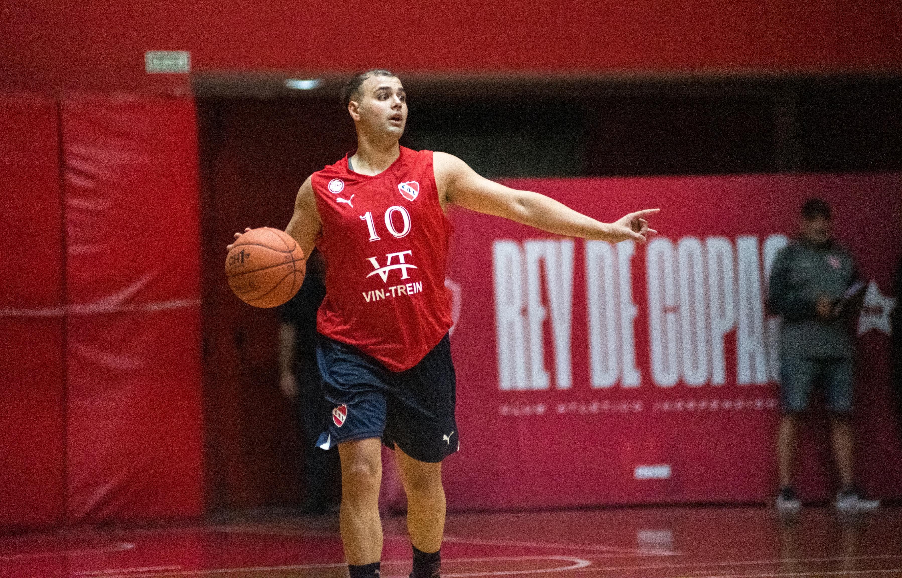 El Rojo de Avellaneda comenzó con victoria ante San Fernando